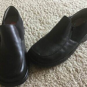 Covington Shane Black Leather Shoes Size 6.5 BRAND NEW